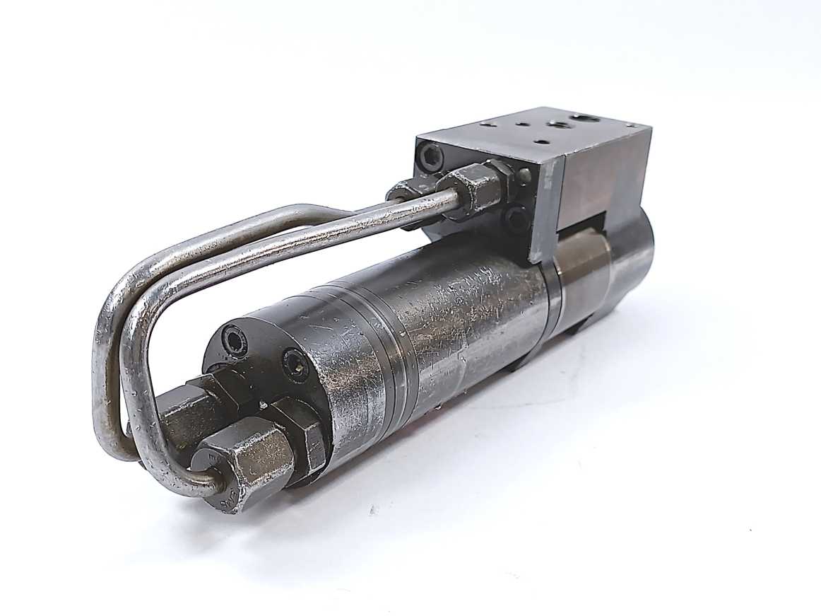 Danfoss 151G2002 OML 12.5 Hydraulic Motor w/ mounting