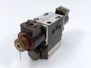 Atos DHU-0713 /13-90 Solenoid Directional Valve w/ HR-012 /34
