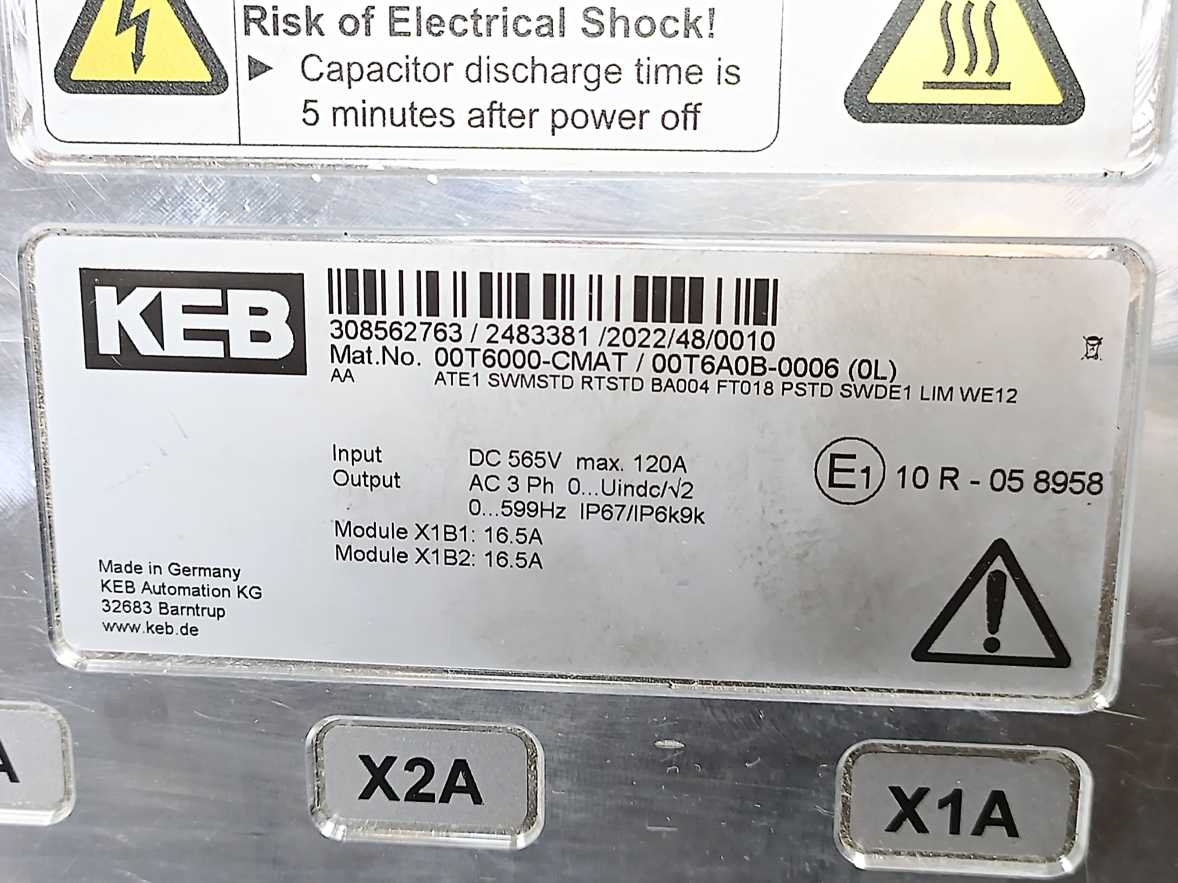 Keb 00T6000-CMAT /00T6A0B-0006 Modular Inverter