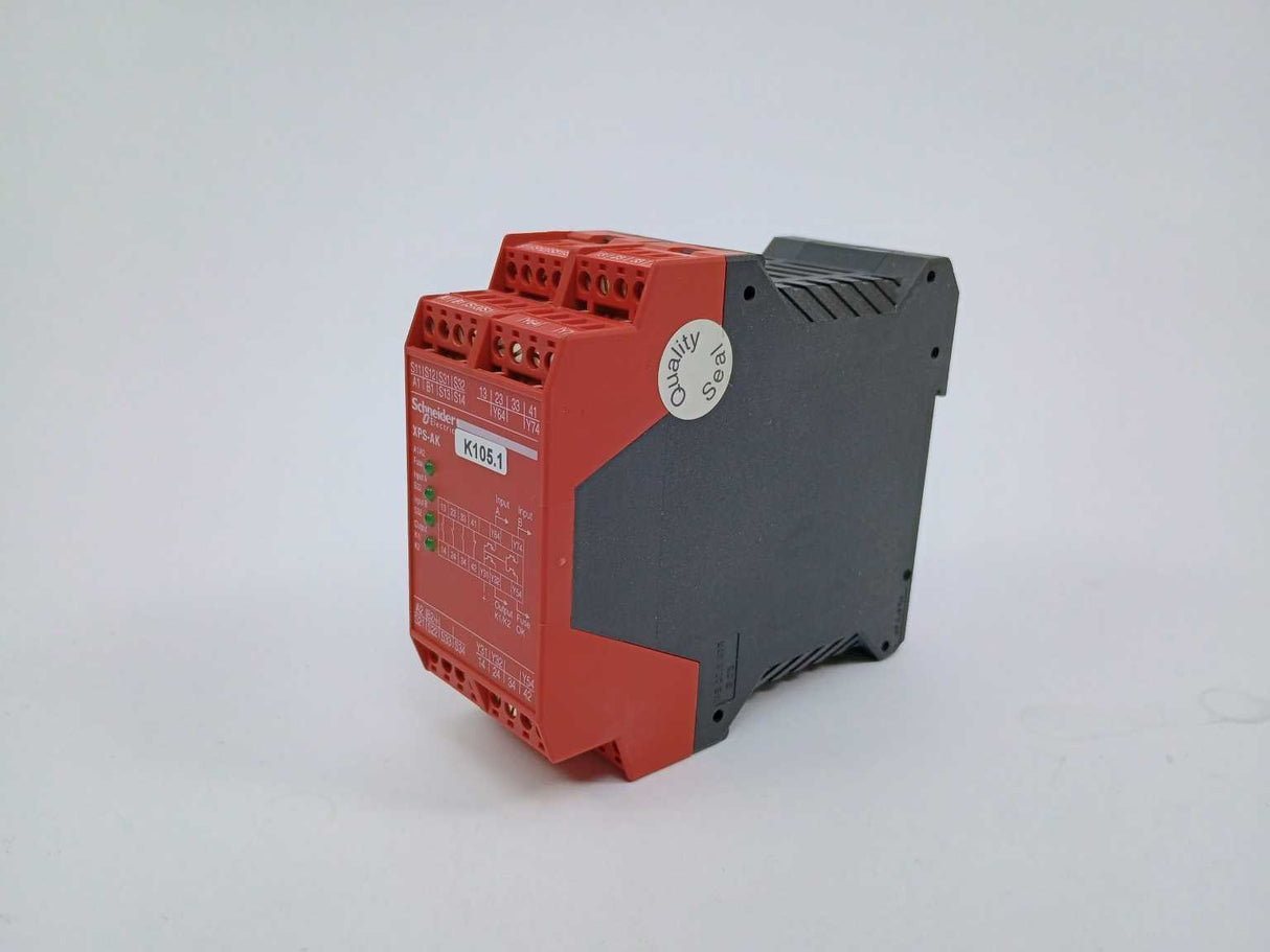 Schneider Electric XPSAK371144P Safety Relay