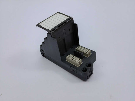 Fisher-Rosemount Systems 12P1902X012 KJ4001X1-CJ1 32-Channel terminal block