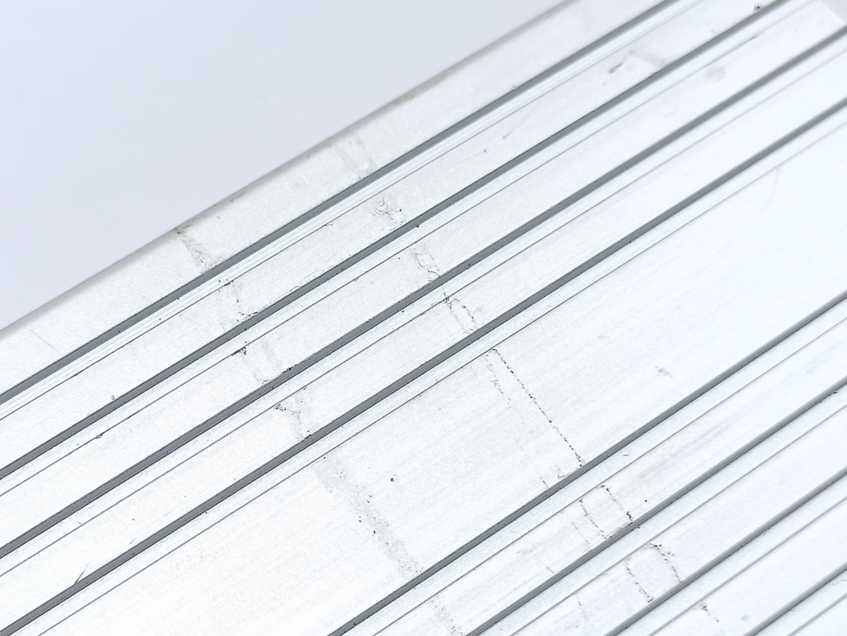 GINO ESE VPR 300 L 18R7 Break Resistor