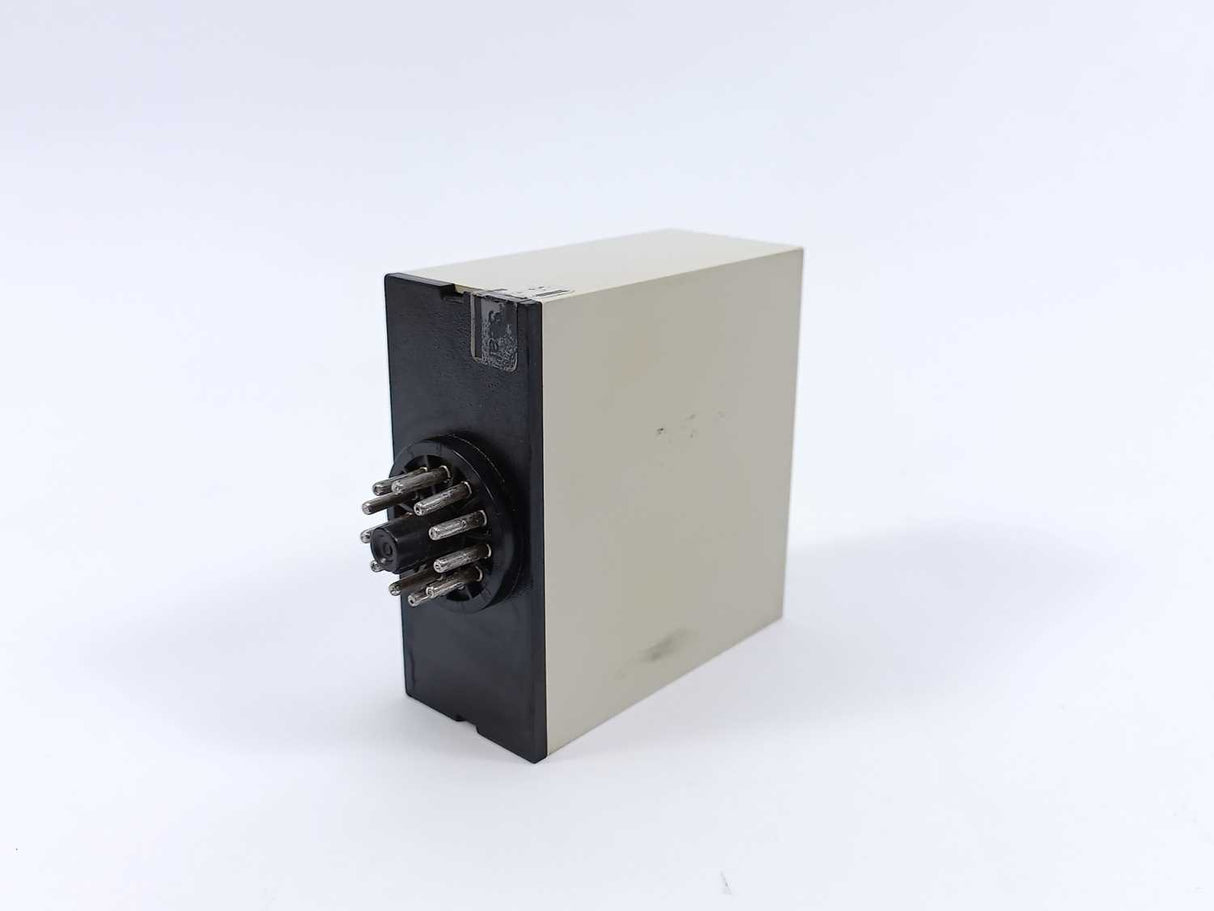 Carlo Gavazzi SV 110 230 Cond. liquids dual-level relay