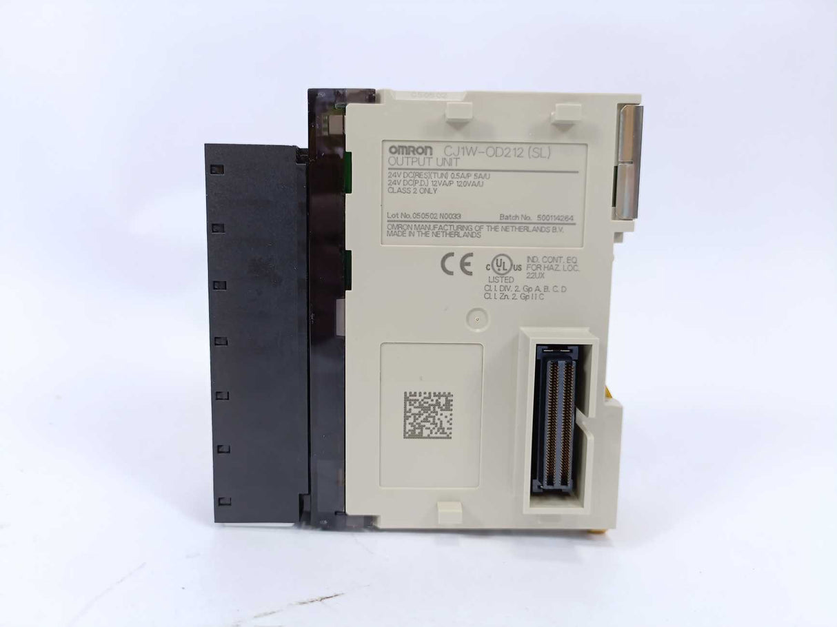 OMRON CJ1W-OD212 Output Unit 24V DC