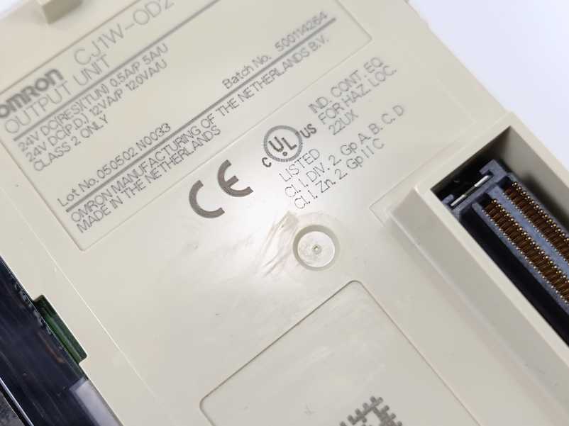 OMRON CJ1W-OD212 Output Unit 24V DC