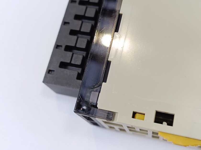 OMRON CJ1W-ID211 Input Unit, 24V DC 7mA Class 2 only