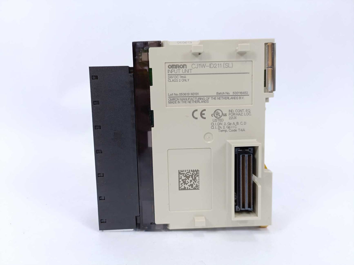 OMRON CJ1W-ID211 Input Unit, 24V DC 7mA Class 2 only