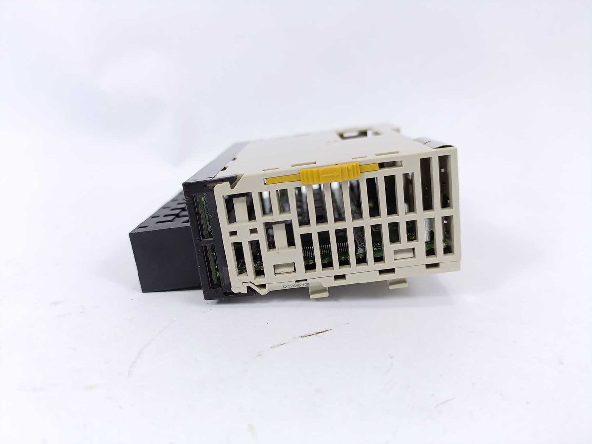 OMRON CJ1W-ID211 Input Unit, 24V DC 7mA Class 2 only