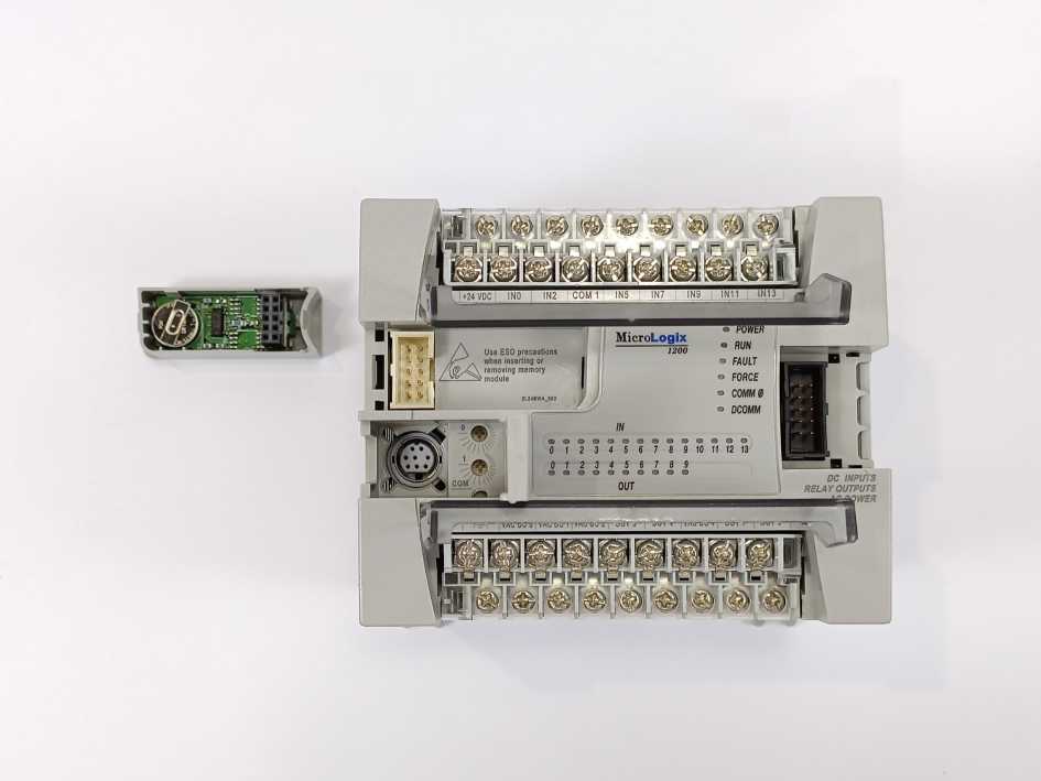 AB 1762-L24BWA Ser. C MicroLogix 1200 24 Point Controller