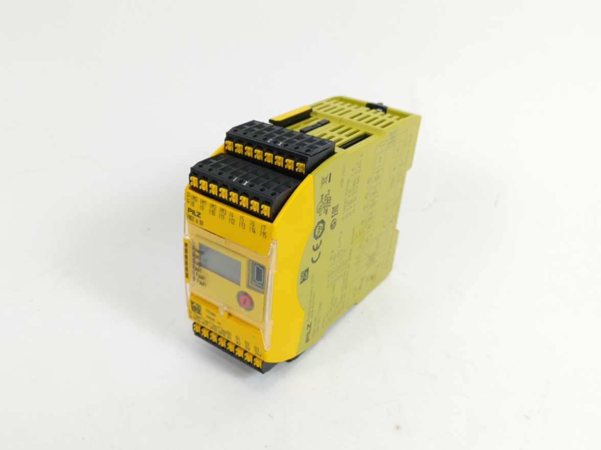 Pilz 772100 PNOZ m B0 Safety Relay
