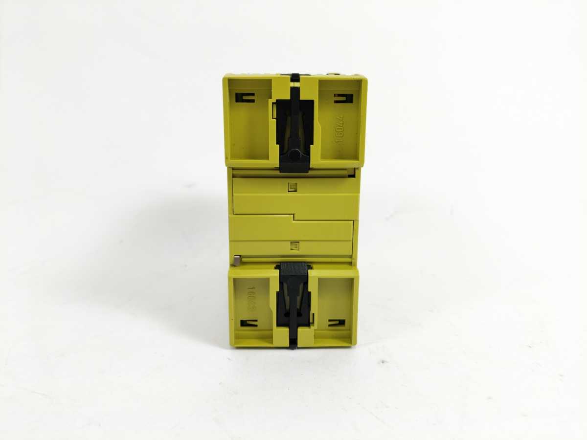 Pilz 772100 PNOZ m B0 Safety Relay