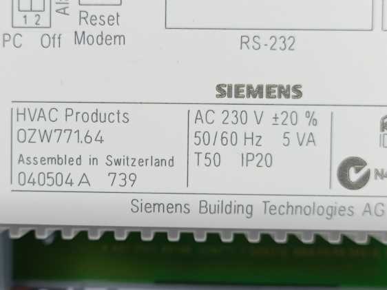 Siemens OZW771.64 HVAC Products Controller AC 230 V
