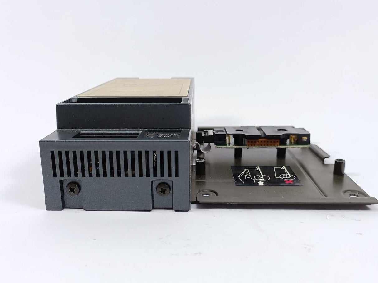 Idec Izumi PF2J-CPU1EU FA-2Junior CPU Unit (AC)