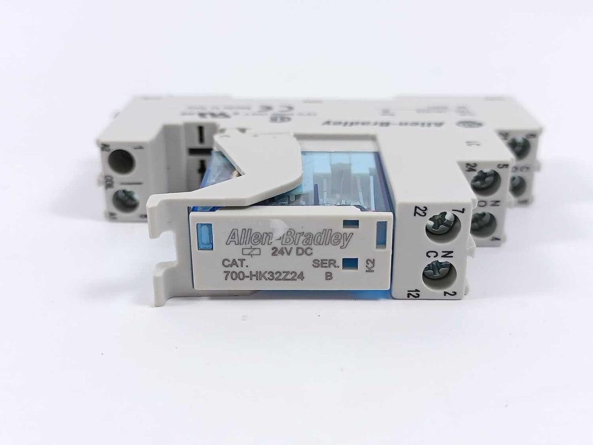AB 700-HN222 8 Blade 8A Screw Terminal Relay Socket w/ 700-HK32Z24