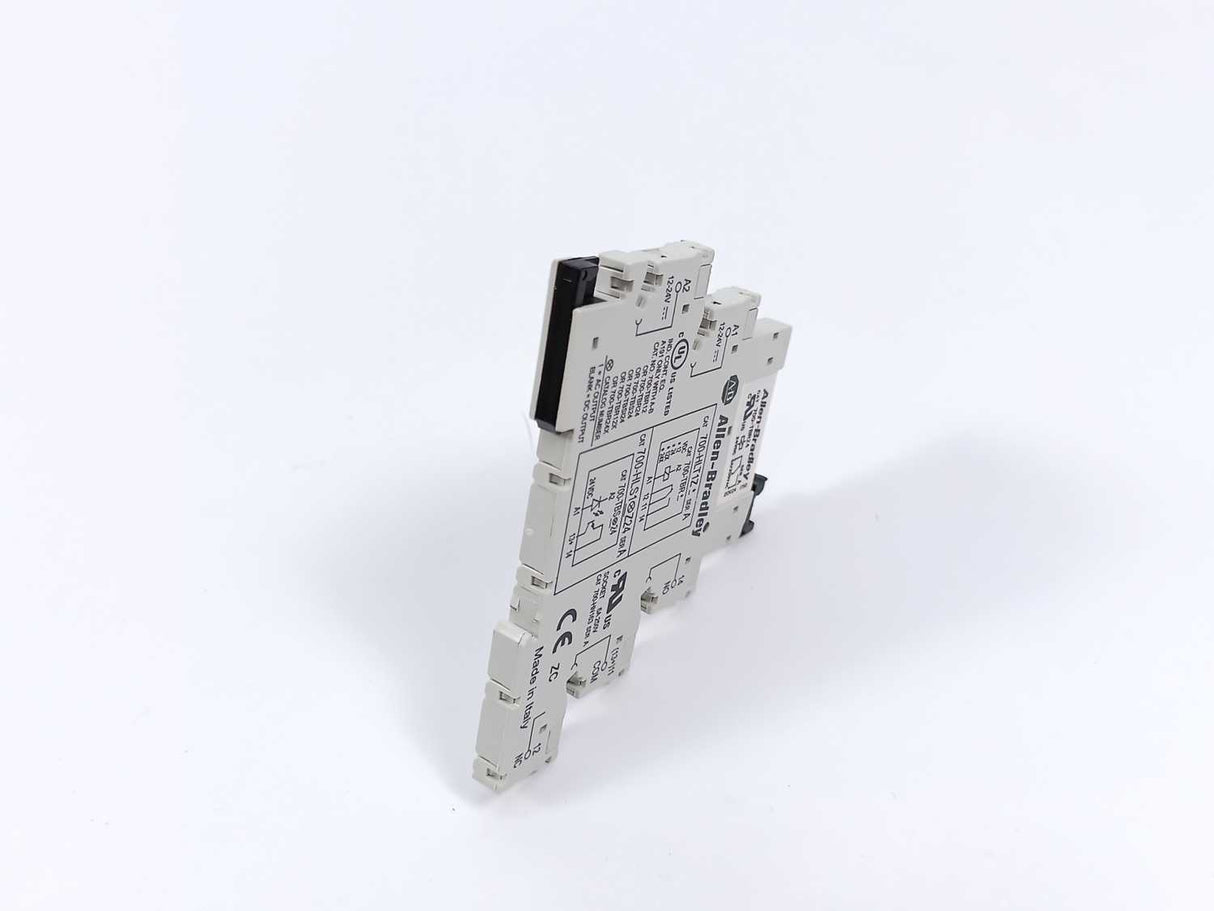 AB 700-HLT1Z Ser. A Terminal Block Relay + 700-TBR24 Ser. A