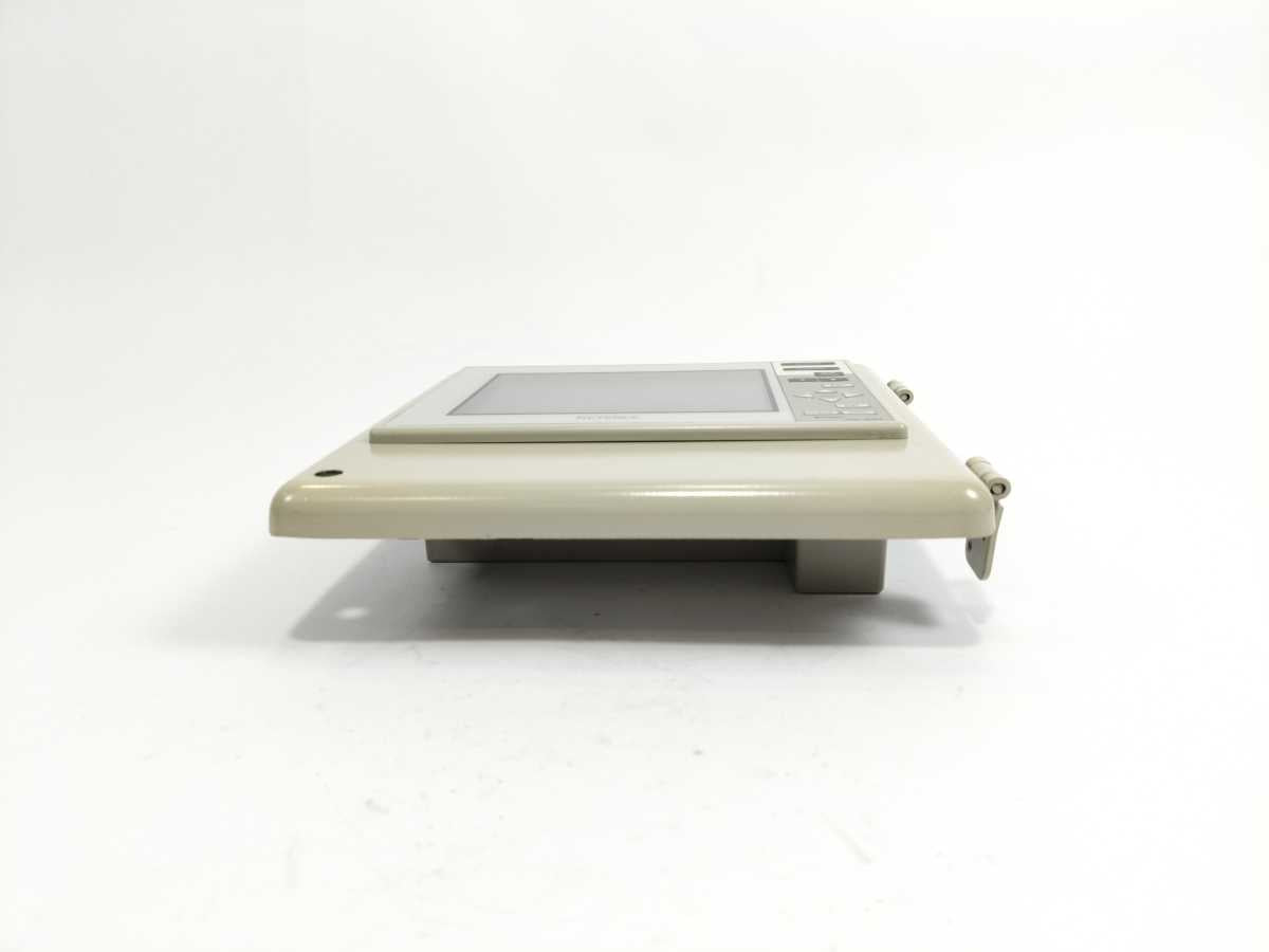 KEYENCE  CV-551 Operator Interface