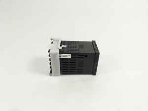 OMRON E5CSV-R1TD-500 Temperature Controller