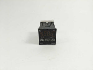 OMRON E5CSV-R1TD-500 Temperature Controller