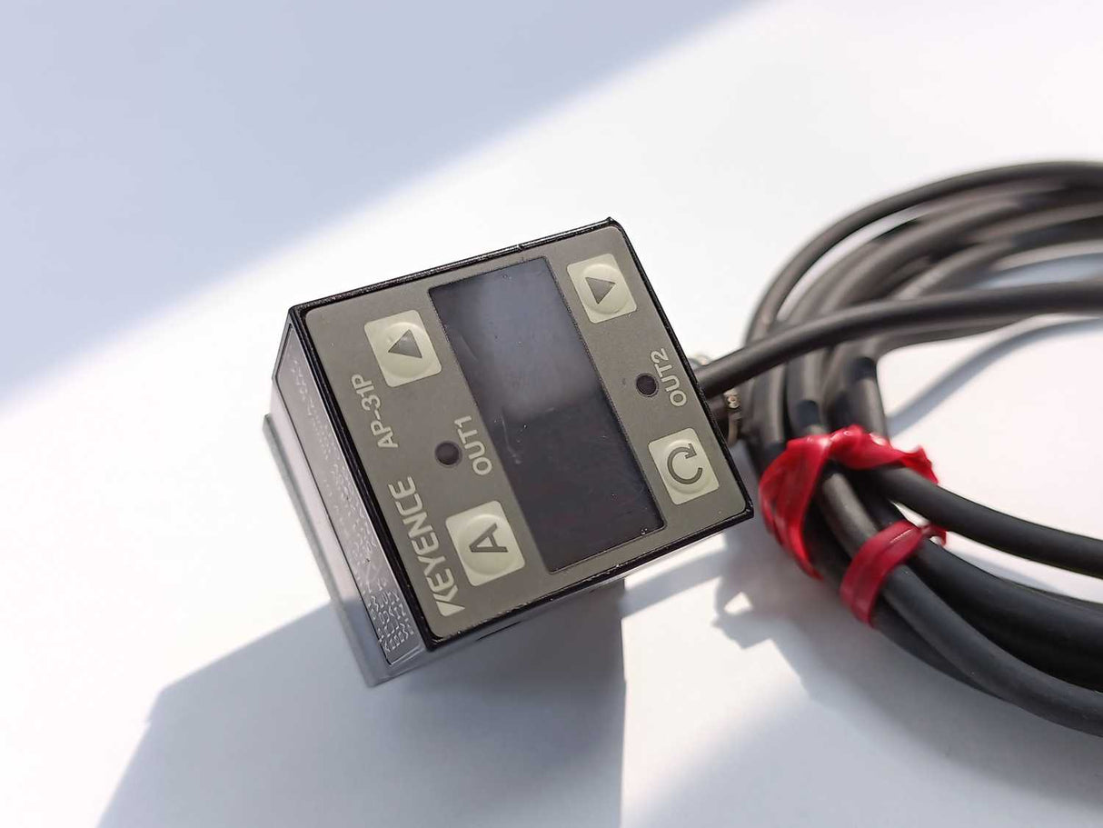 KEYENCE  AP-31P Pressure Sensor
