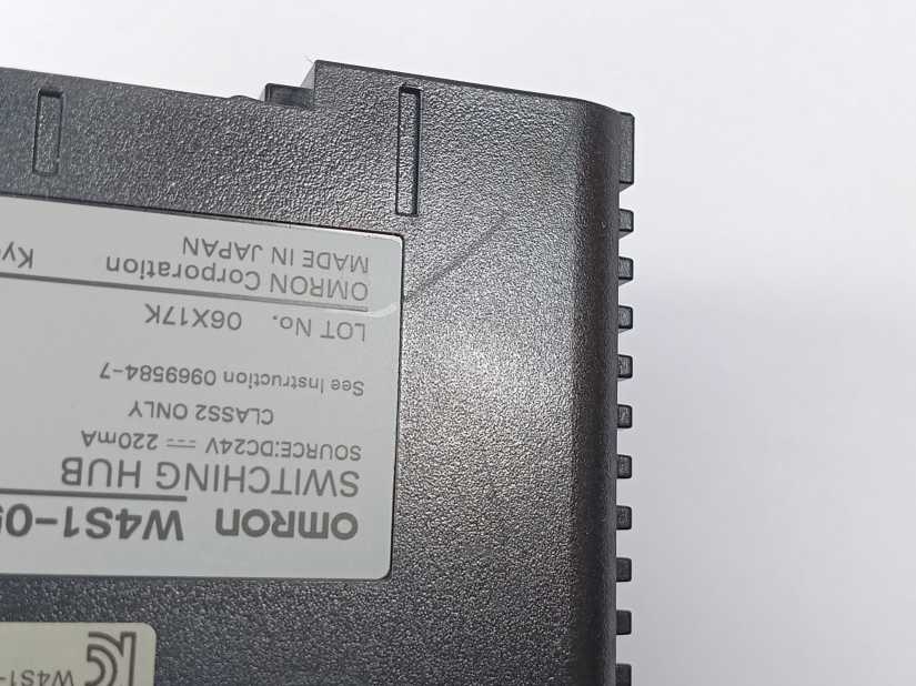 OMRON W4S1-05B Switching Hub