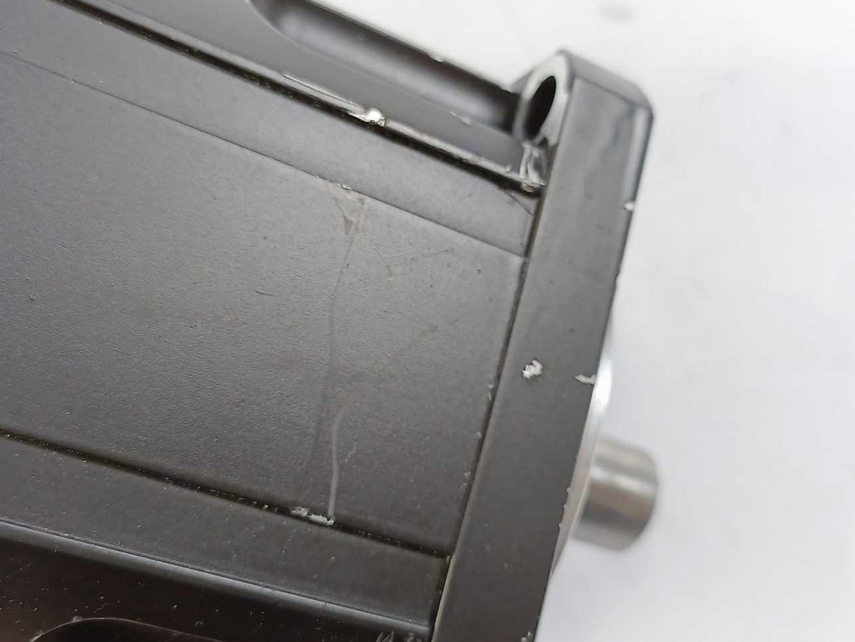 BMP N4-0510-30-320/T1BS4X-SEL37 Motor 5.1Nm, 320V 3000r/min 7.01A IP64