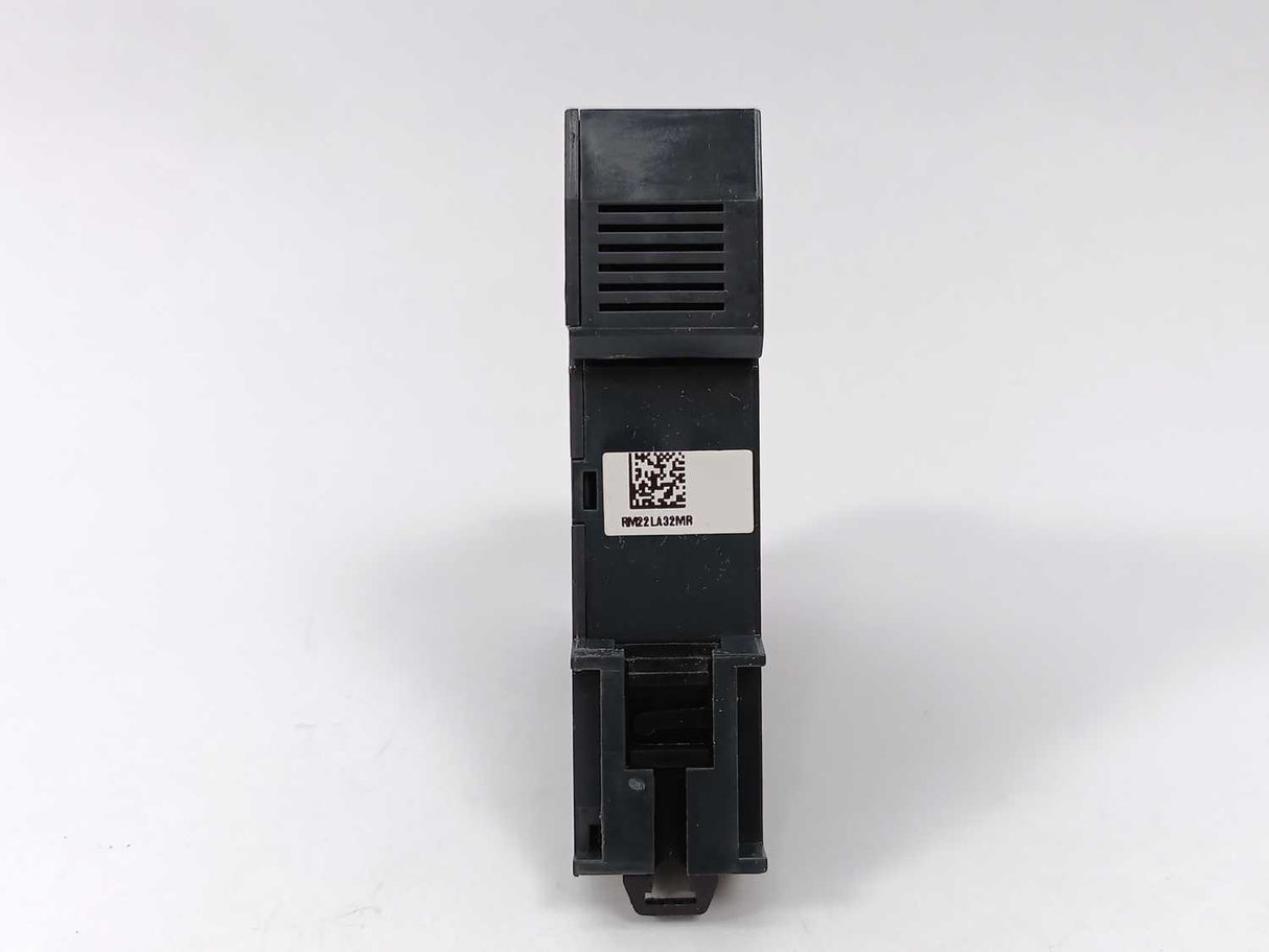 Schneider Electric RM22LA32MR Harmony Relays