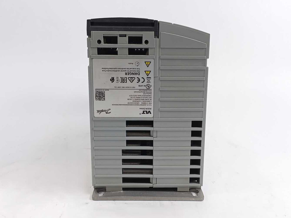 Danfoss FC-202P5K5T4E20H1XGXXXXSXXXXAXBXCXXXXDX 131B8942 Freqeuency Converter