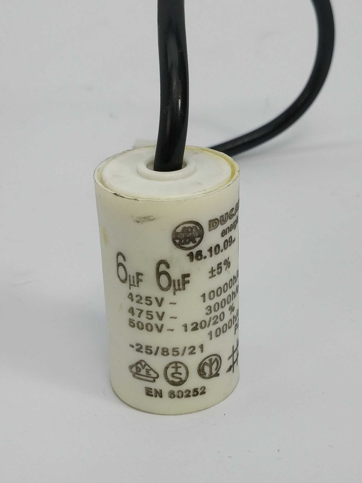 Ducati 16.10.09 Capacitor 6uF