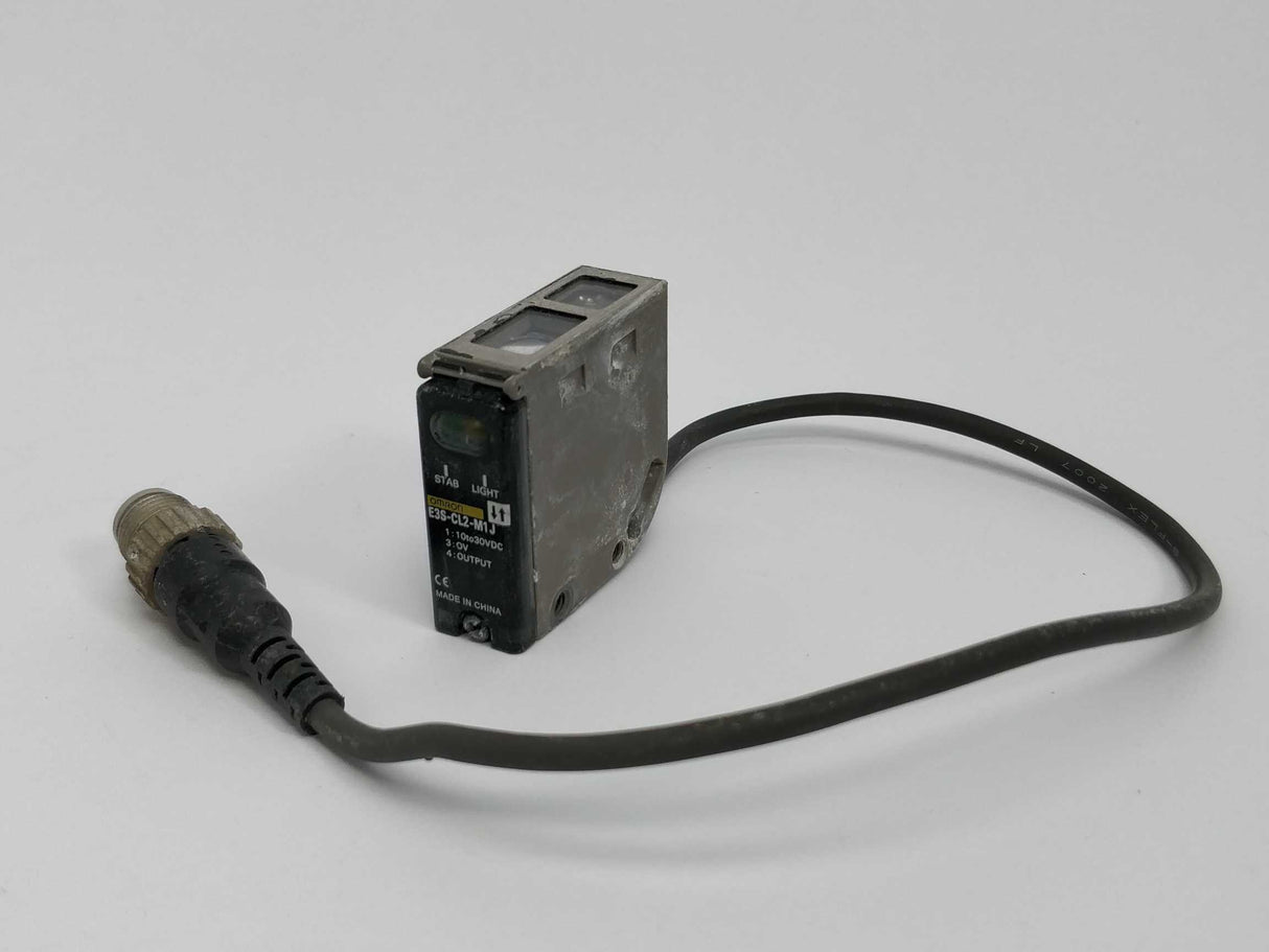 OMRON E3S-CL2-M1J Photoelectric sensor