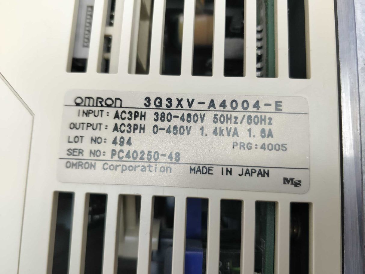 OMRON 3G3XV-A4004-E Sysdrive 3G3XV inverter 0.4kW 0-460V