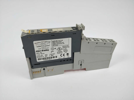 AB 1734-0E2V Output mod. Ser.C + 1734-MB Ser.A