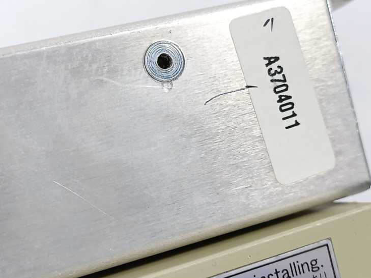 OMRON / YASKAWA SGDH-01AE-OY Servopack