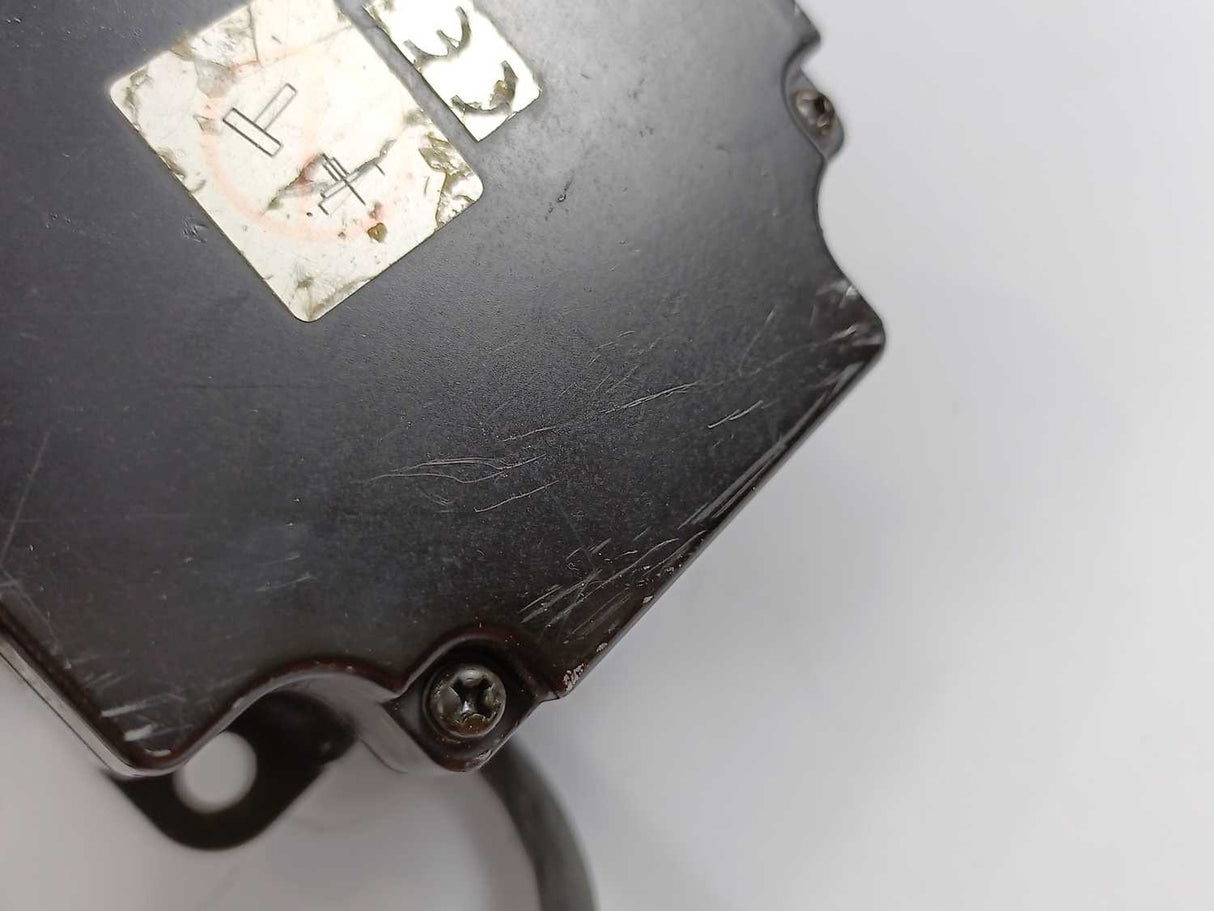 YASKAWA SGMP-02V3YG11 AC Servo Motor