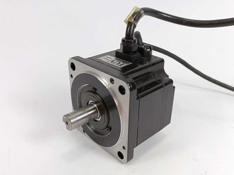YASKAWA SGMP-02V3YG11 AC Servo Motor