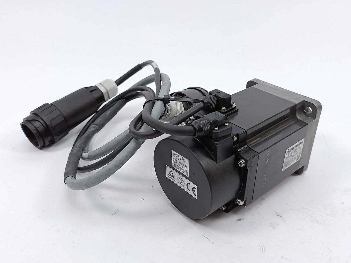 Mitsubishi HF-KP73JW04-S6 Servo Motor w/ Cables