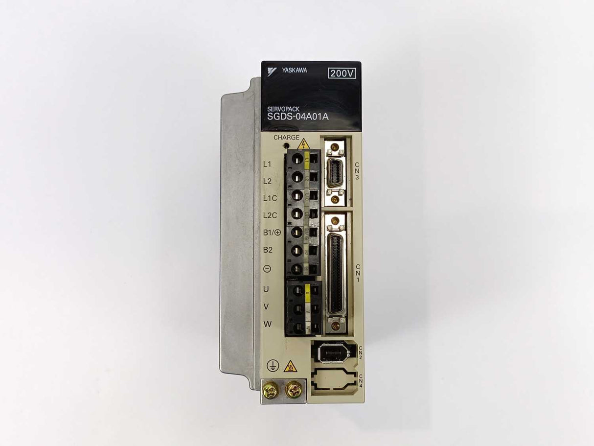 YASKAWA SGDS-04A01A Servopack 200V