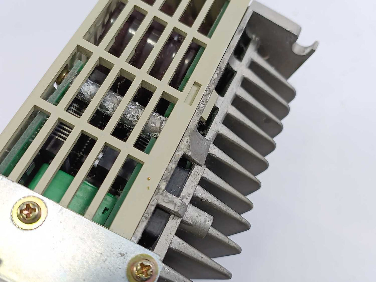 YASKAWA SGDA-04VP 0-230V 400W 2.6A SERVOPACK Servo Drive