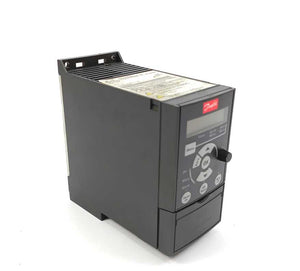 Danfoss 132F0001 VLT Frequency Converter 0,18kW FC-051PK18S2E20