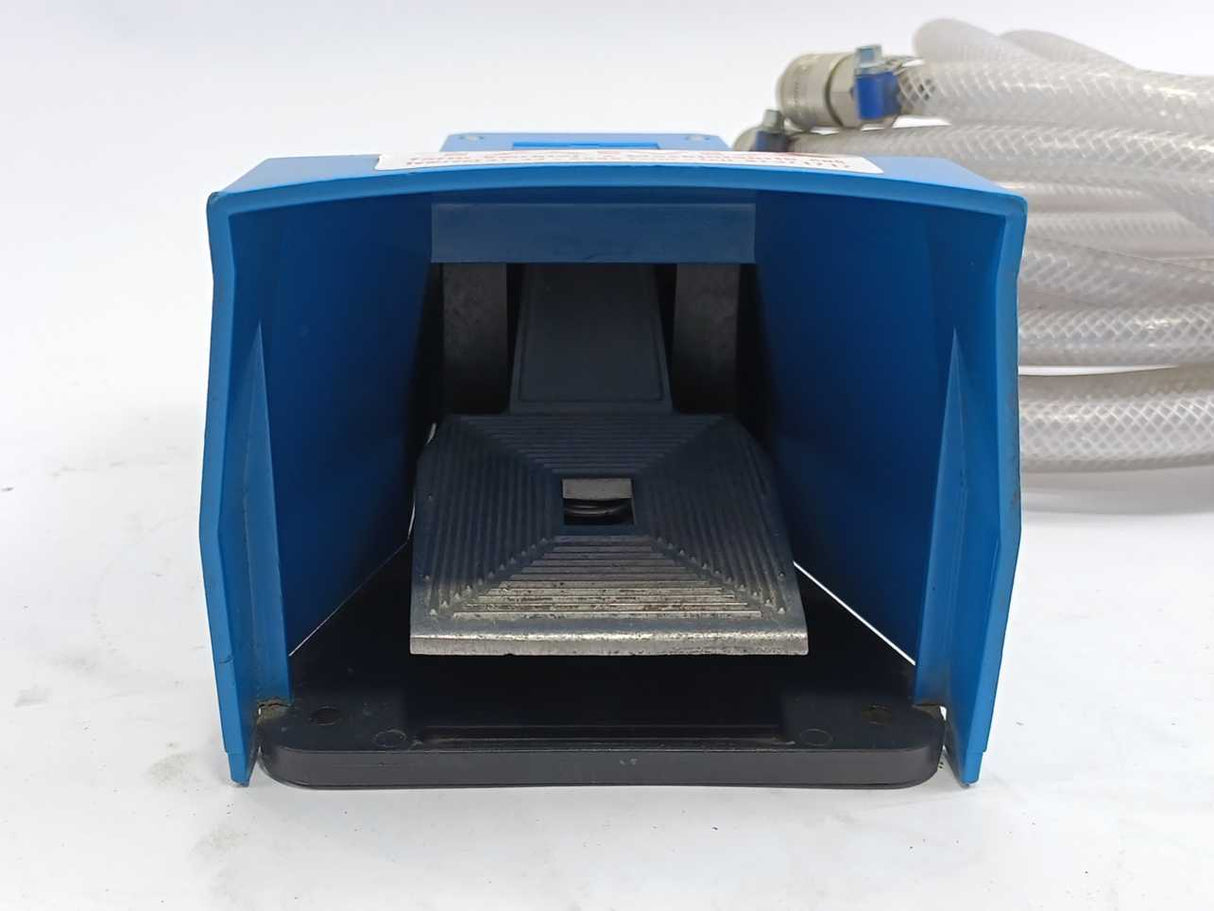 KUHNKE 76.047.69.41 Pneumatic Foot Pedal Valve - Blue