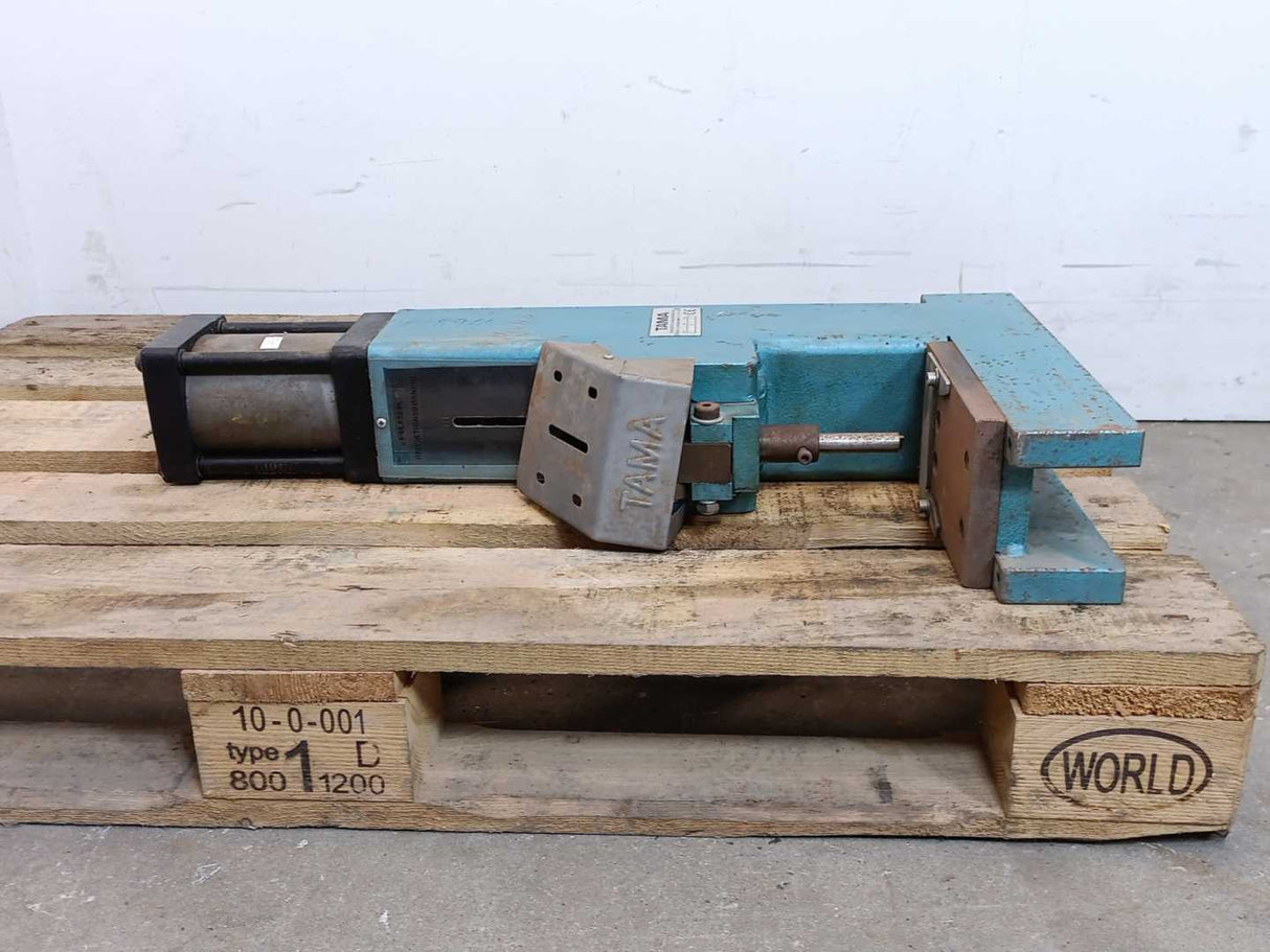 Demo Tama 63107 Pneumatic Punching Unit