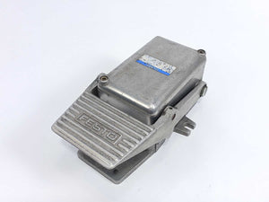 Festo 8997 FP-5-1/4 B Foot Valve with Detent