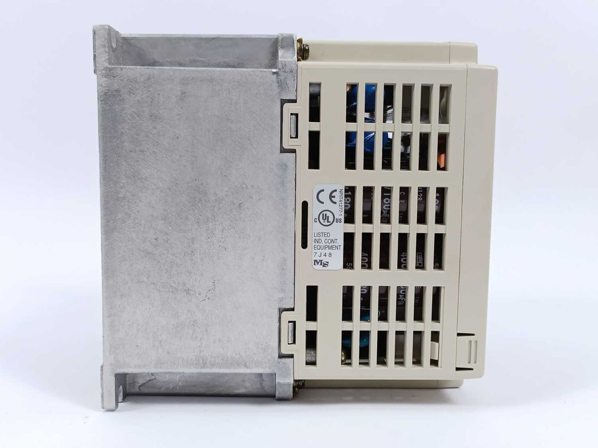 OMRON / YASKAWA CIMR-J7AZ40P7 VS Mini J7 Frequency Inverter 400V 3Phase 1.1kW