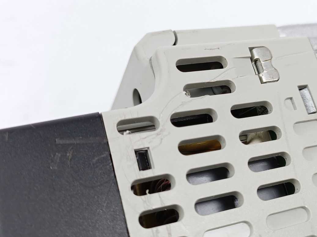 AB 22F-A8P0N113 Series A AC Drive PowerFlex 1.5kW/2.0HP