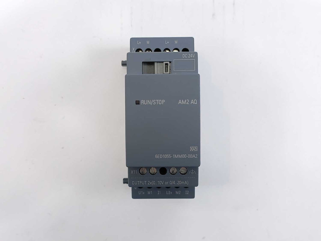 Siemens 6ED1055-1MM00-0BA2 Analog Output Module