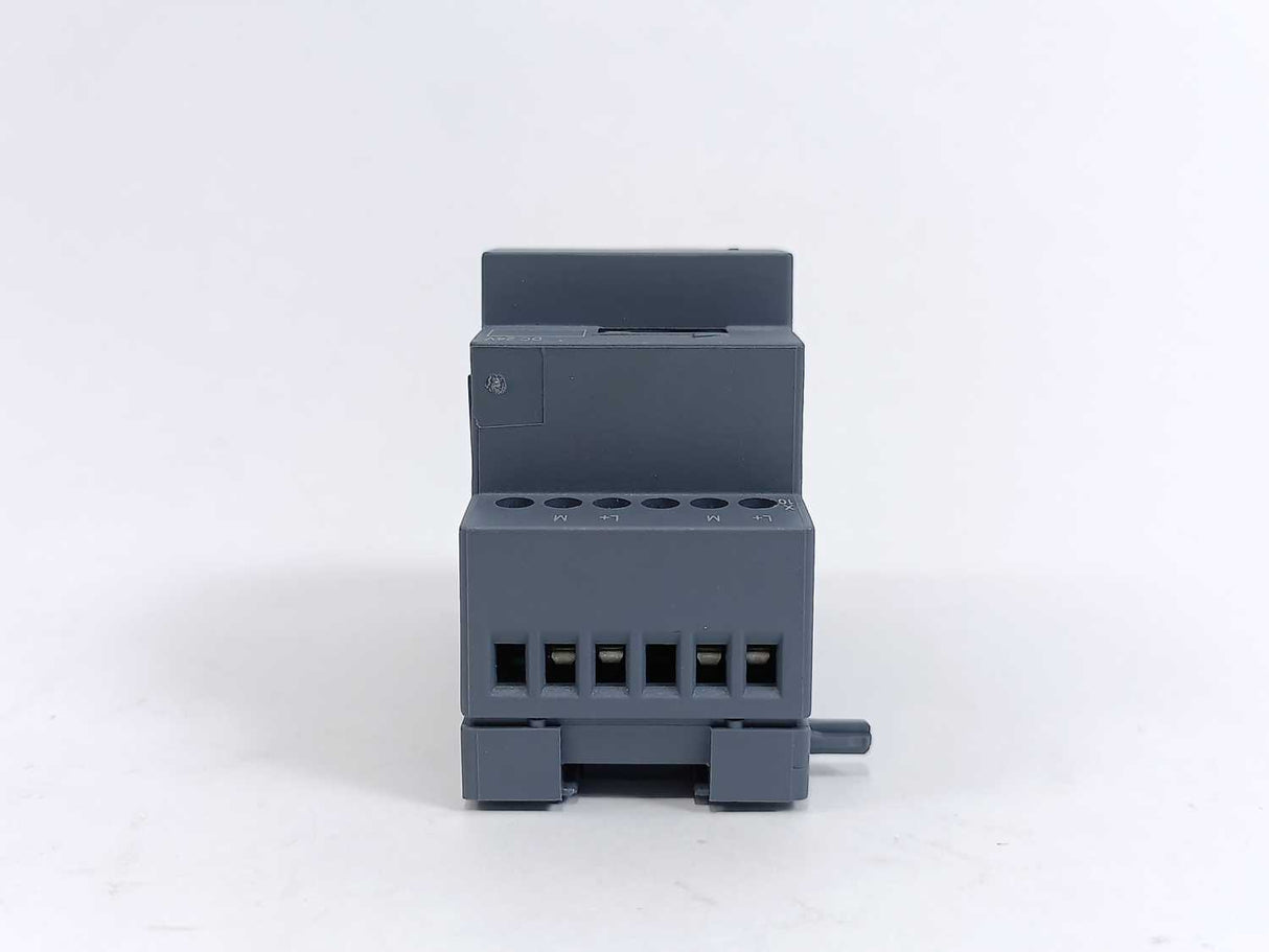 Siemens 6ED1055-1MM00-0BA2 Analog Output Module