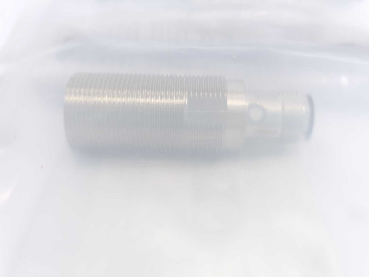 OMRON E2E-X8B218-M1 Proximity Sensor 10-30VDC