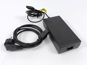 Hewlett Packard J9774A Aruba 2530-8G-PoE+ Switch w/ Power Cable