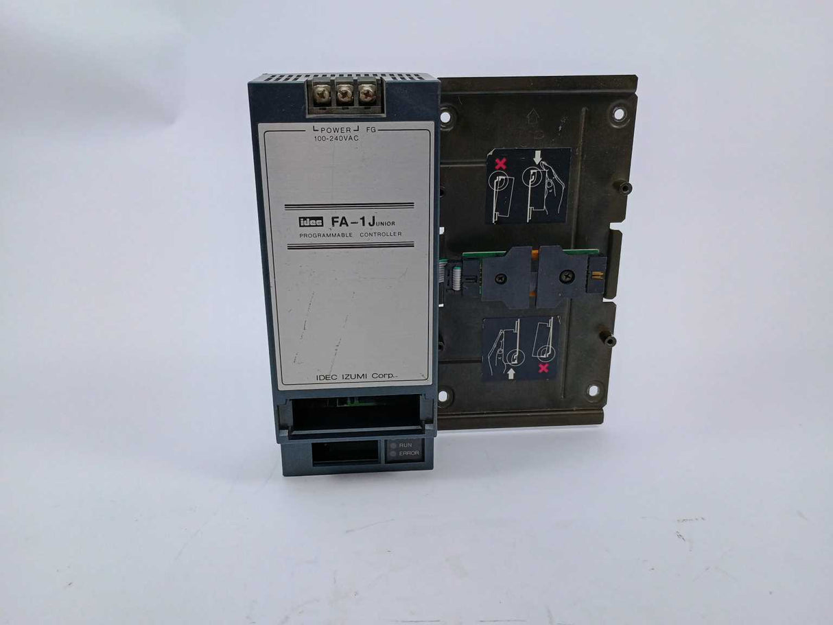 Idec PFJ-CR1E FA-1J CPU unit
