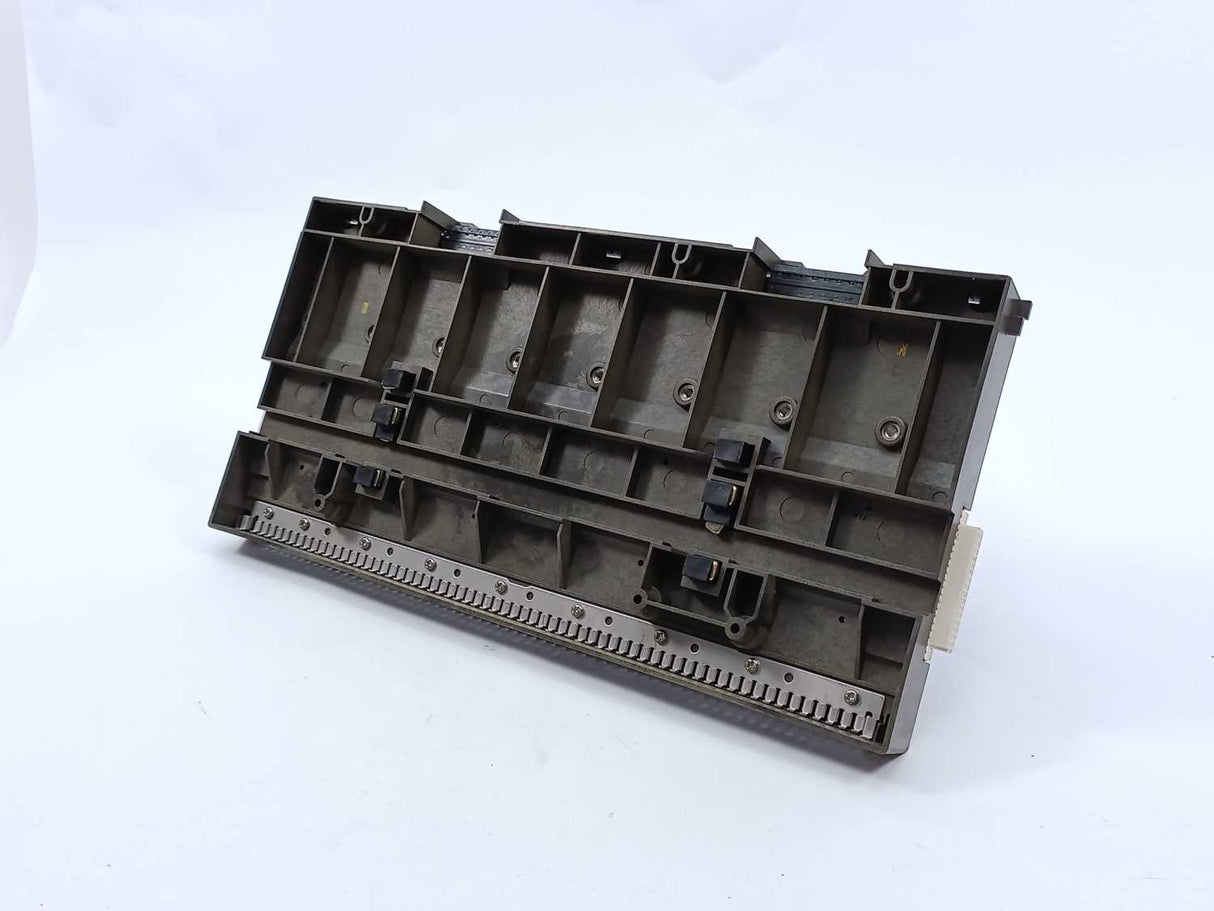 Fisher-Rosemount Systems 12P0818X072 KJ4001X1-BE1 8-Wide Carrier with Shield