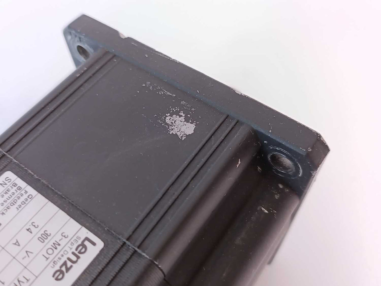 LENZE MCS 09H41-RS0B0-B14N-ST5S00N-R0SU 13423655 Servo Motor 300V 3.4A 1.6kW
